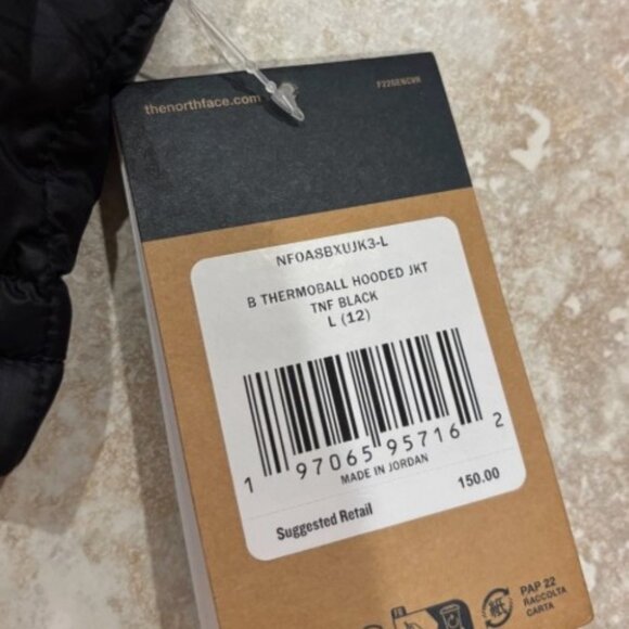 NWT The North Face Boy's’ and Girls' ThermoBall Hooded Jacket - LG (12) - Picture 4 of 5